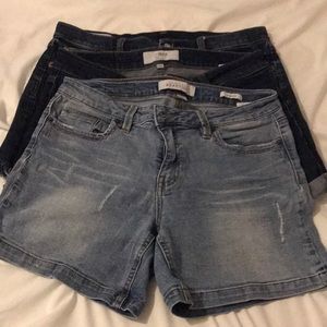 Bundle of shorts